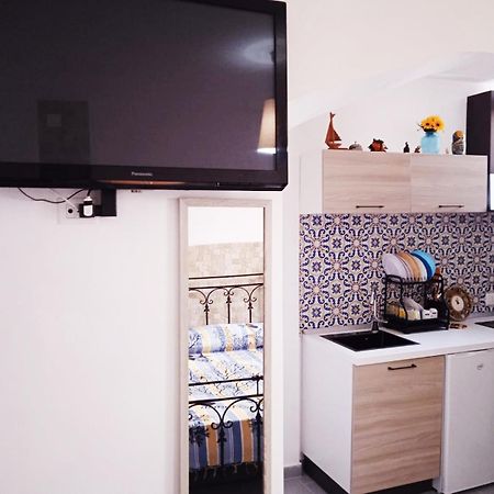 B&B Casetta Verde Felice ชิลลา ภายนอก รูปภาพ