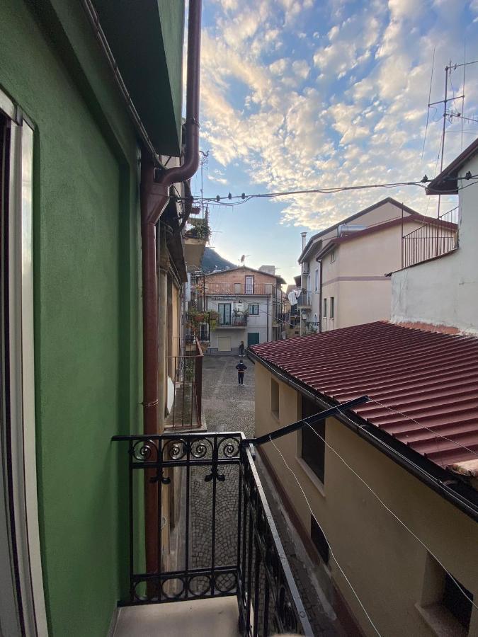 B&B Casetta Verde Felice ชิลลา ภายนอก รูปภาพ