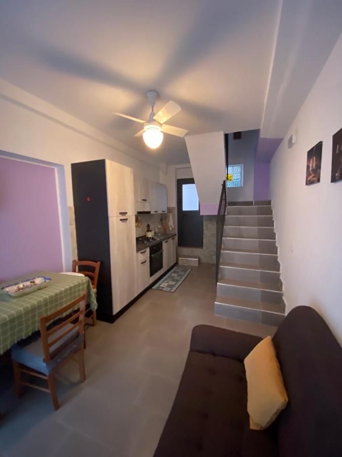B&B Casetta Verde Felice ชิลลา ภายนอก รูปภาพ